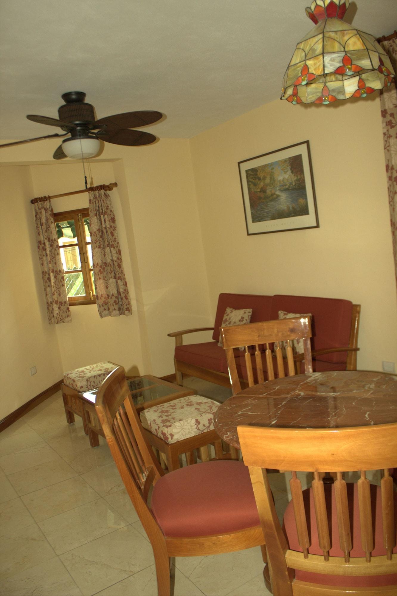 Cancun International Suites Екстериор снимка