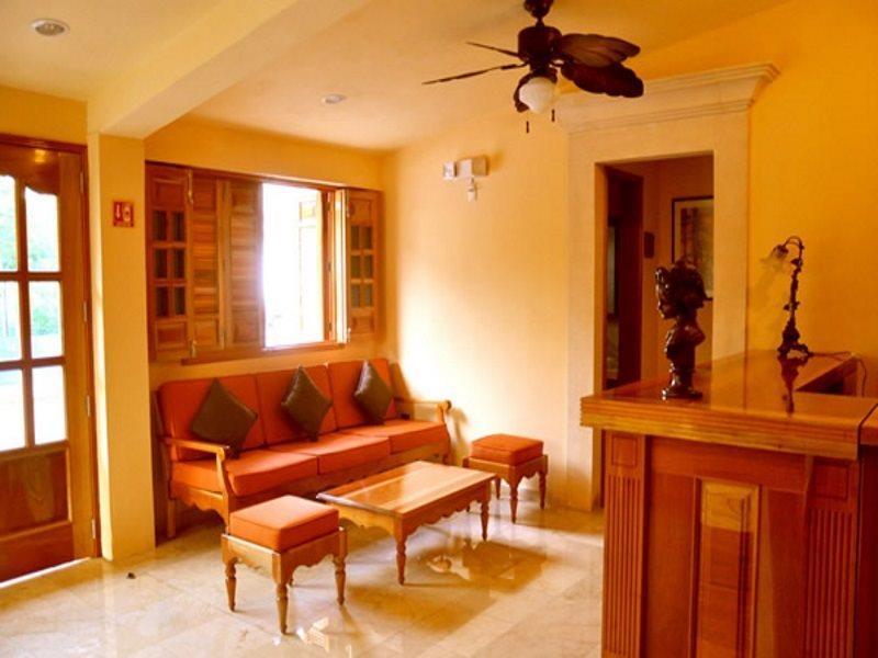 Cancun International Suites Екстериор снимка