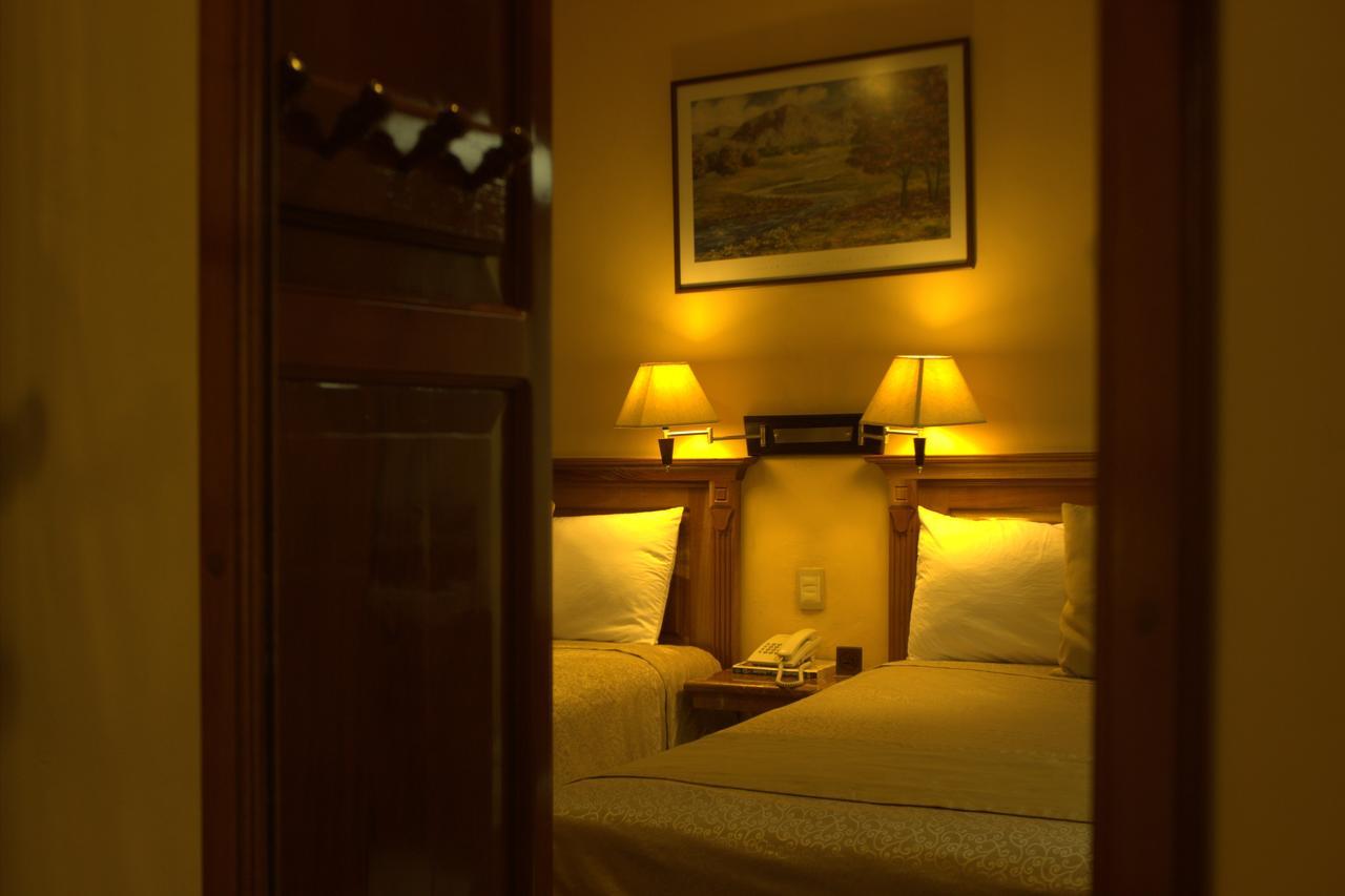Cancun International Suites Екстериор снимка