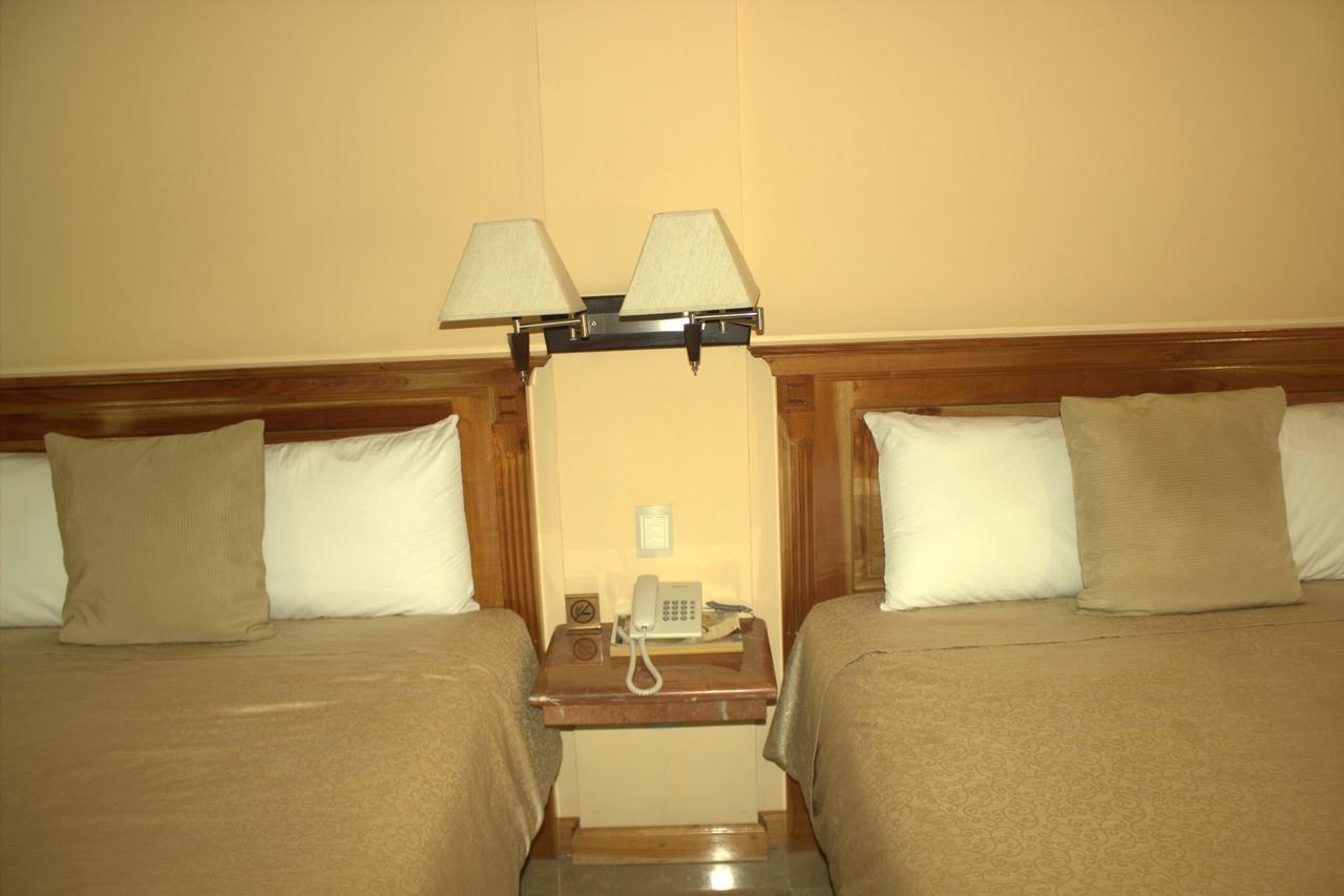 Cancun International Suites Екстериор снимка