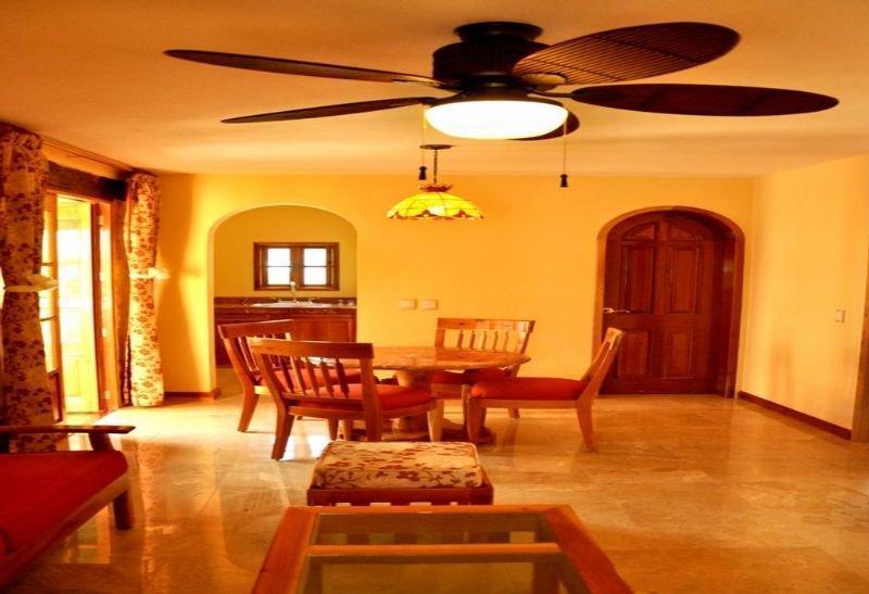 Cancun International Suites Екстериор снимка